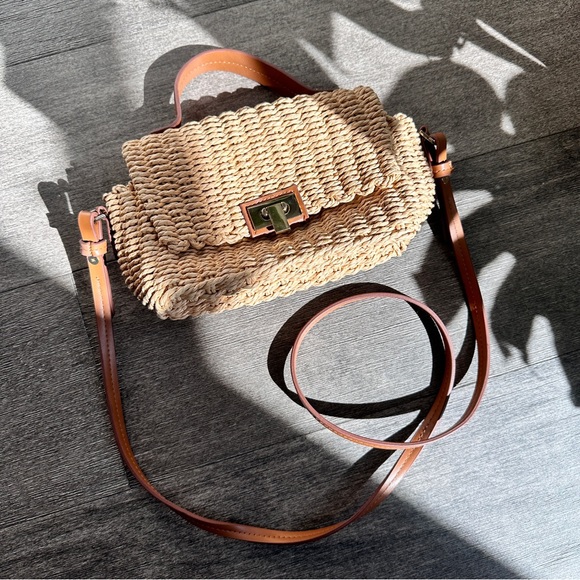 Zara Woven Crossbody Basket Weave Handbag - Picture 1 of 3